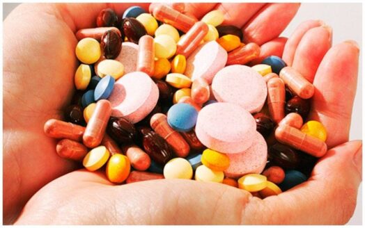Почему БАДы не могут полностью заменить витамины из натуральных продуктов